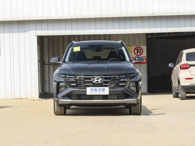 Hyundai Tucson IV Рестайлинг L 1.5 AT