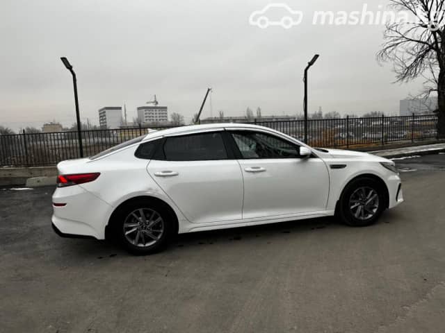 Kia K5 II 2.0 AT