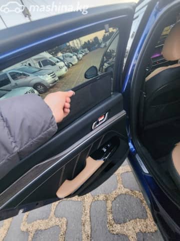 Kia K5 III 1.6 AT