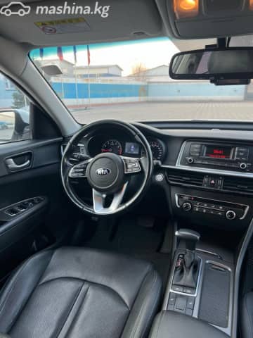 Kia K5 II 2.0 AT