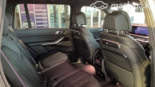 BMW X7 I (G07) Рестайлинг 40d 3.0d AT 4WD