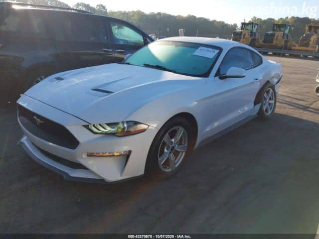 Ford Mustang VI Рестайлинг 2.3 AT