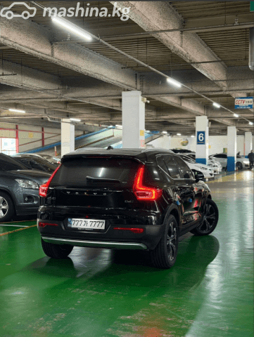 Volvo XC40 I 2.0 AT 4WD