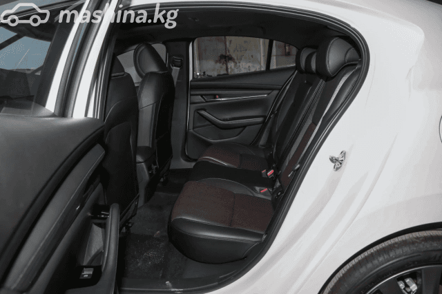 Mazda 3 IV (BP) 2.0 AT