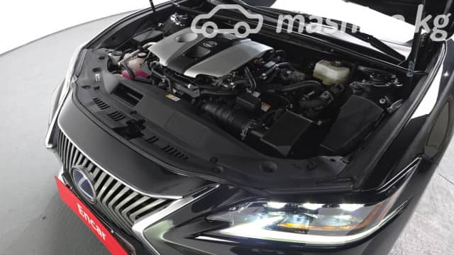 Lexus ES VII 300h 2.5hyb CVT