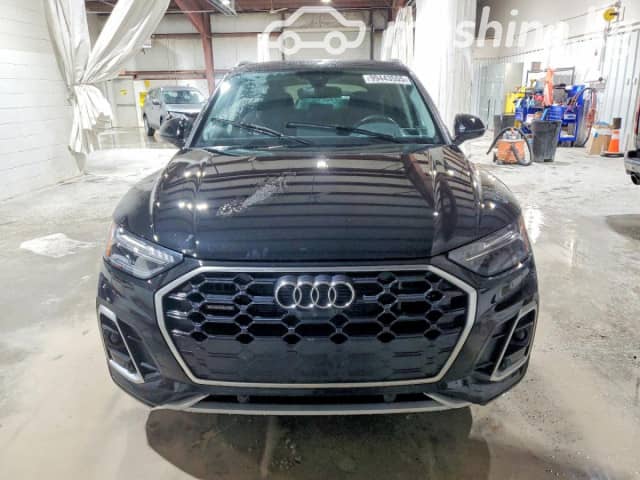 Audi Q5 II (FY) Рестайлинг 45 TFSI 2.0 AMT 4WD