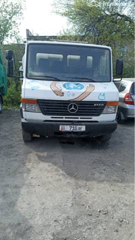 Mercedes-Benz 814