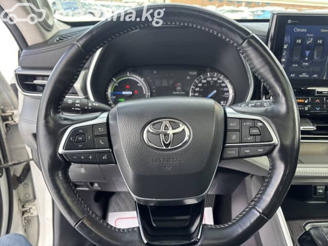 Toyota Highlander IV (U70) 2.5hyb AT 4WD