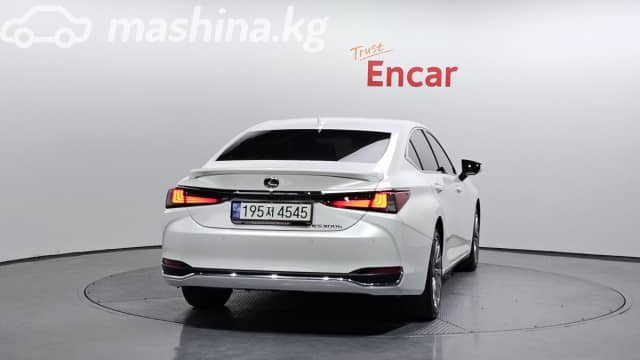 Lexus ES VII Рестайлинг 300h 2.5hyb CVT