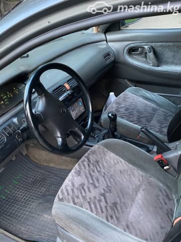 Mazda 626 IV (GE) 2.5 MT