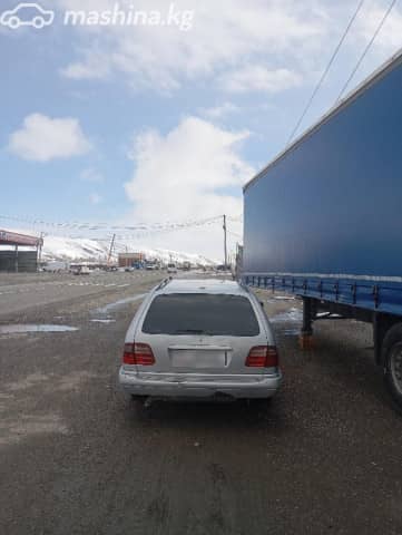 Mercedes-Benz E-Класс II (W210, S210) 240 2.4 MT