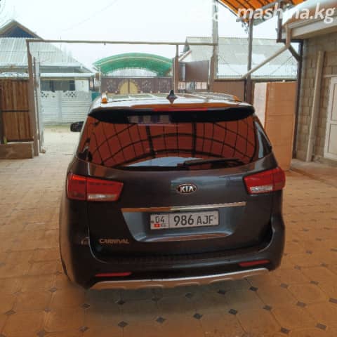 Kia Carnival III 2.2d AT