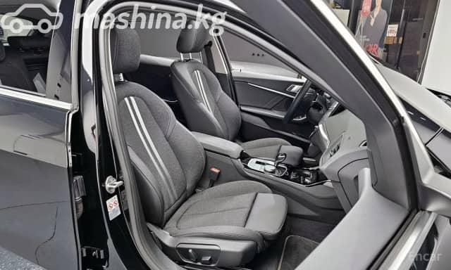 BMW 1 серии III (F40) 120i 2.0 AMT