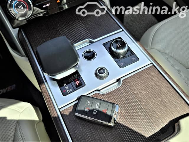 Land Rover Range Rover V P530 Long 4.4 AT 4WD