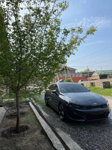 Kia K5 III 2.0 AT