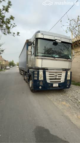 Renault Magnum