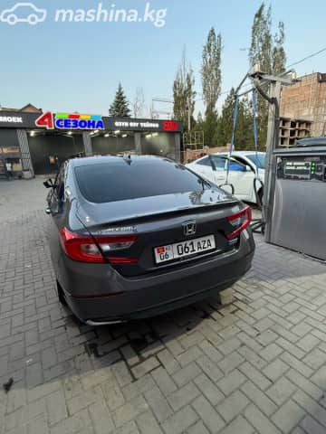 Honda Accord X 2.0hyb CVT