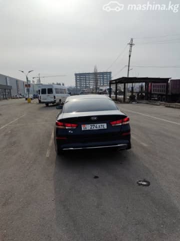 Kia K5 II 2.0 AT