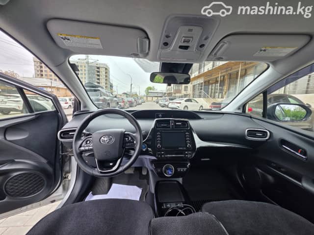 Toyota Prius IV Рестайлинг (XW50) 1.8hyb AT