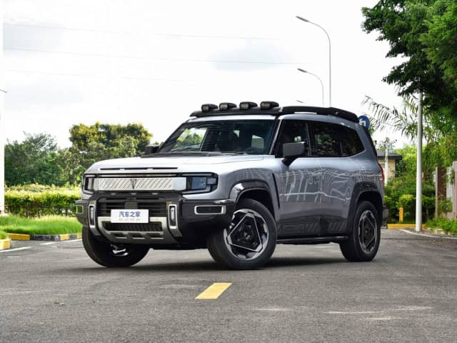 Changan Deepal G318 1.5hyb AT 4WD