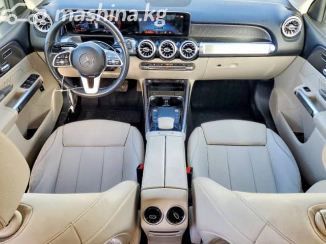 Mercedes-Benz GLB I (X247) 250 2.0 AMT 4WD