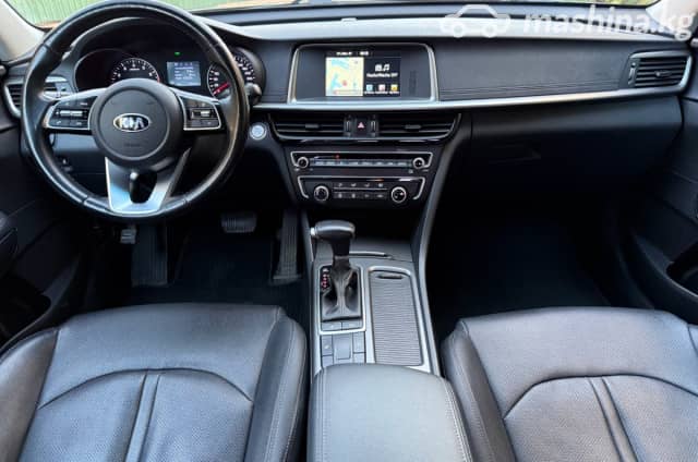 Kia K5 II 2.0 AT