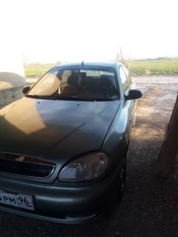Chevrolet Lanos I 1.5 MT