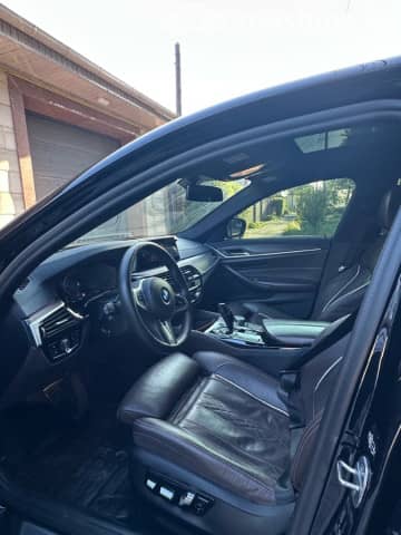 BMW 5 серии VII (G30/G31) 520d xDrive 2.0d AT 4WD