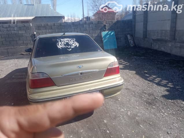 Daewoo Nexia I Рестайлинг 1.5 MT