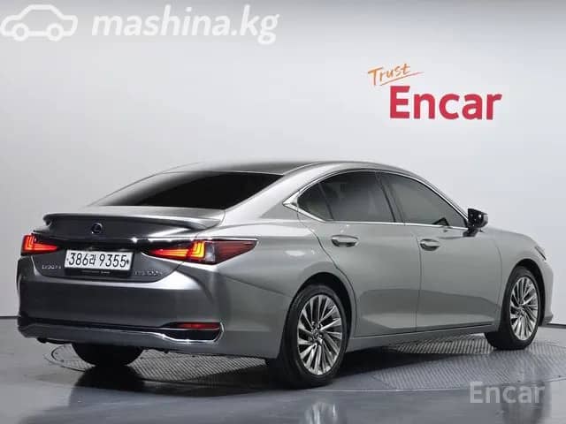 Lexus ES VII 300h 2.5hyb CVT