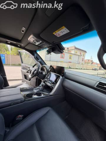 Lexus LX IV 600 3.5 AT 4WD