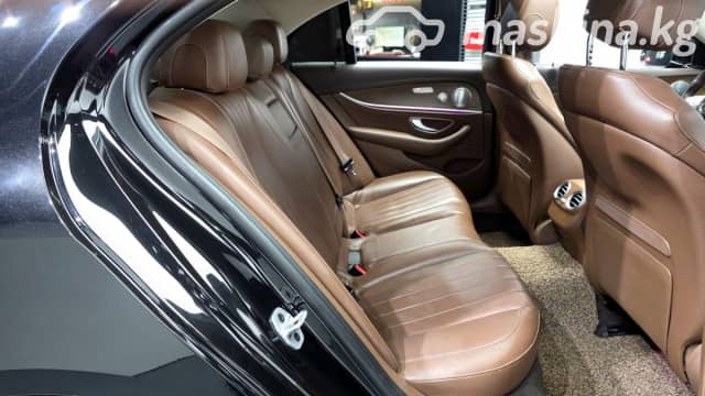Mercedes-Benz E-Класс V (W213, S213, C238) 350 2.0 AT 4WD