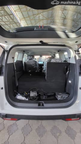 Maxus MIFA 9 90 kWh Electro AT