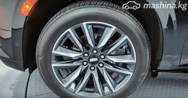 Cadillac Escalade V 6.2 AT 4WD