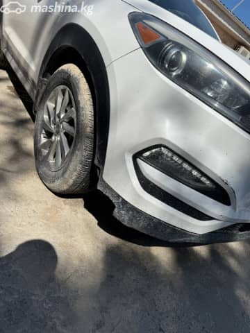Hyundai Tucson III 1.6T AT