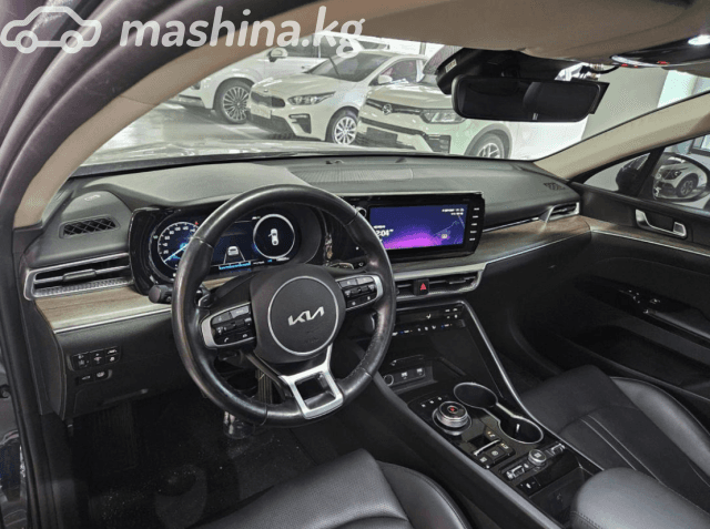 Kia K5 III 2.0hyb AT