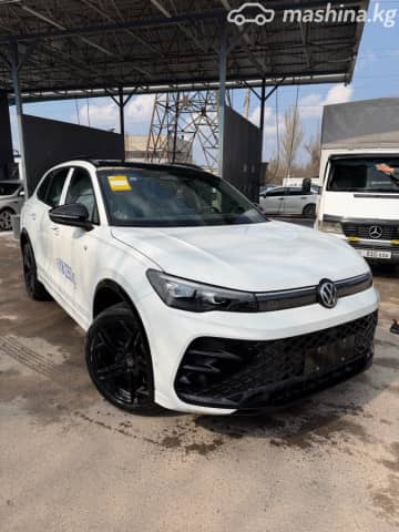Volkswagen Tiguan III (China Market) 2.0 AMT 4WD