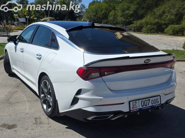 Kia K5 III 2.0 AT