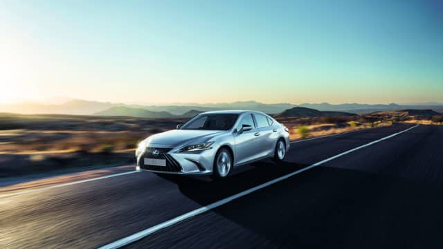 Lexus ES VII Рестайлинг 250 2.5 AT