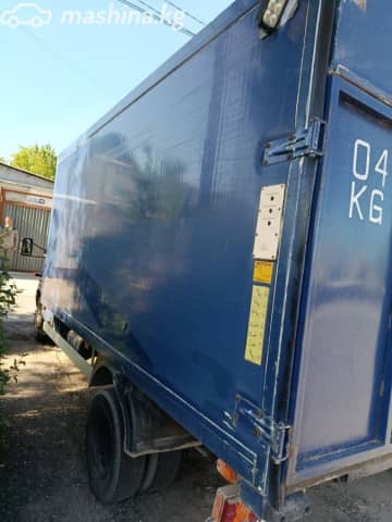 Mercedes-Benz Бортовой (4х2)