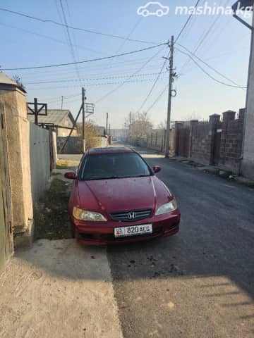 Honda Accord VI 2.0 AT