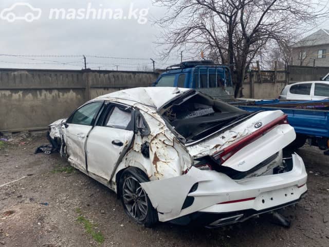 Kia K5 III LPi 2.0 AT
