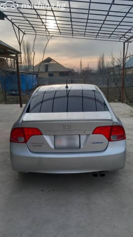 Honda Civic VIII Hybrid 1.3hyb CVT