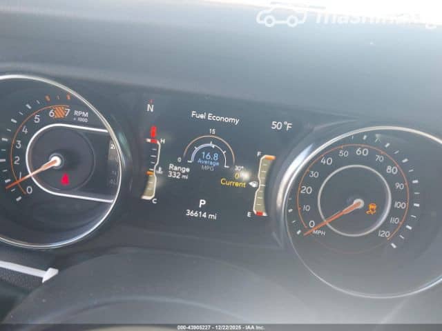 Jeep Wrangler IV (JL) 2.0 AT 4WD