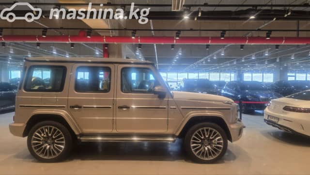 Mercedes-Benz G-Класс AMG II (W465) Рестайлинг 63 AMG 4.0 AT 4WD