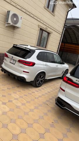 BMW X5 IV (G05/G18) 40i 3.0 AT 4WD