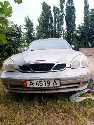 Daewoo Nubira I 1.6 MT