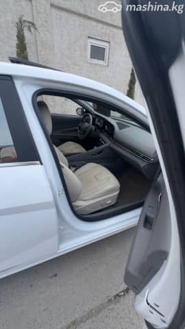 Hyundai Avante VII 1.6 CVT