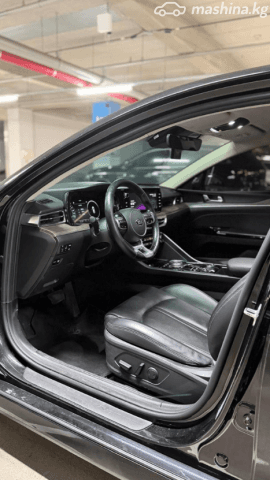 Kia K5 III 2.0hyb AT