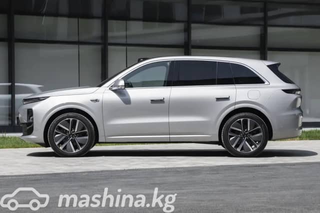 LiXiang L6 1.5hyb AT 4WD
